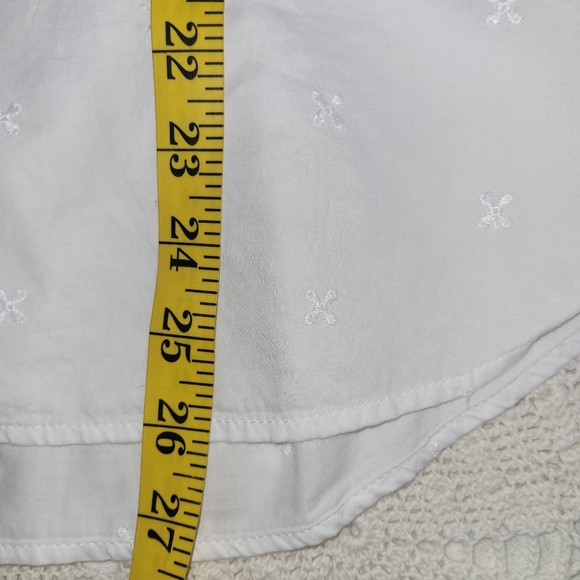 Loft White Embroidered Button-Up Blouse with Cap Short Sleeves Size Small - Picture 8 of 10